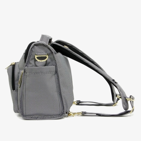 Jujube Diaper Bag - Picture 2 of 7